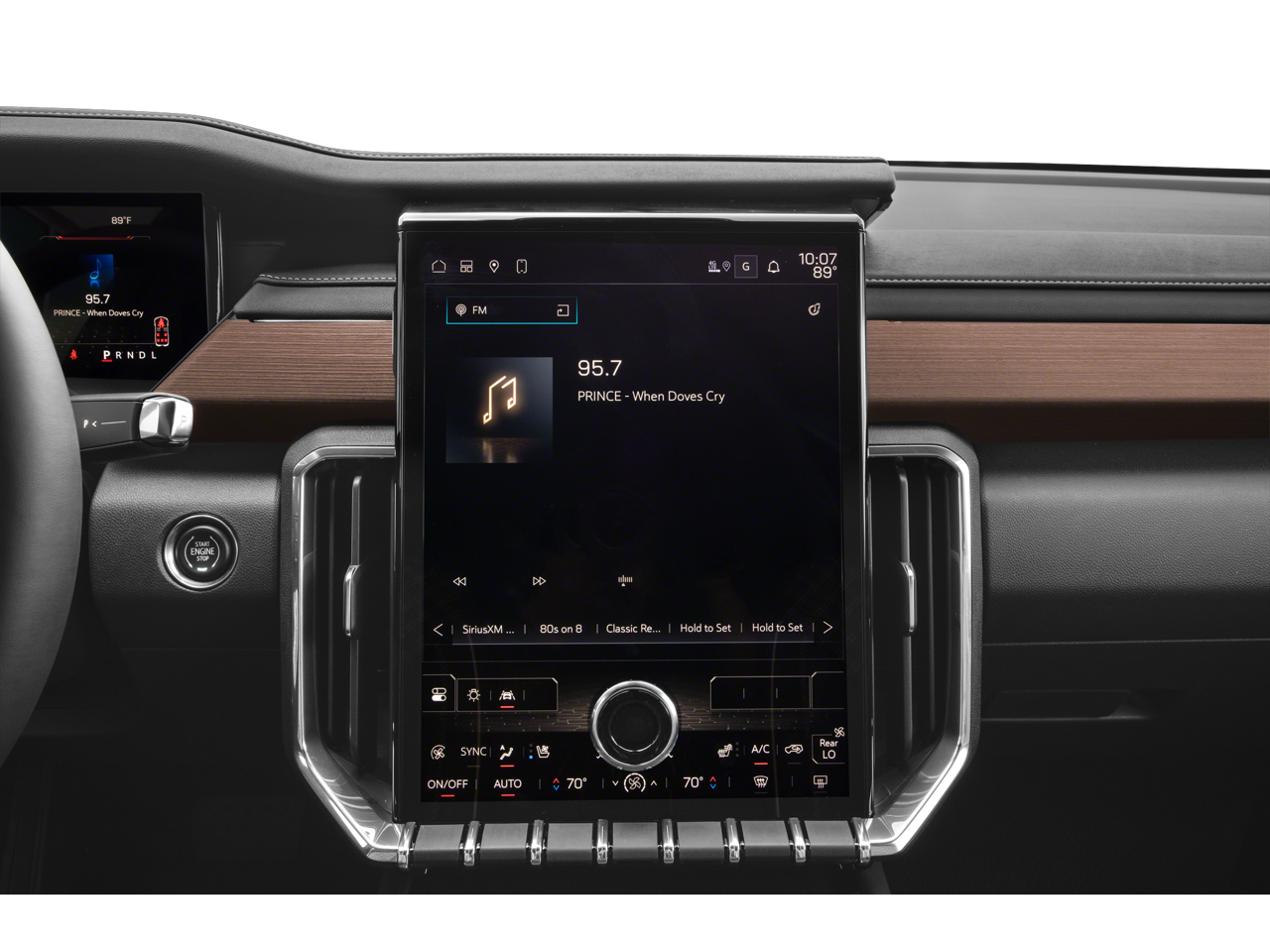 2024 GMC Acadia AWD Denali with Bose Premium, Panoramic Sunroof, Heated/Ventilated 8 Way Power Front Seats 29,505 Miles