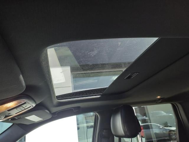 2016 Jeep Grand Cherokee 4WD Limited with Premium Leather and Memory 90,667 Miles