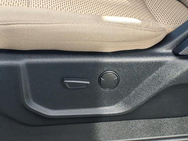 2020 Ford F-150 4WD XLT 4WD SuperCrew 5.5' Box 66,695 Miles