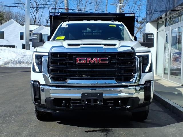 2026 GMC Sierra 3500 HD Chassis Cab 4WD Pro Regular Cab with Convenience, Snow Plow Prep, Roof marker Lamps, Front Recovery Hooks, Chrome Front Bumper, 14,000 Lbs GVWR and Skid Plates