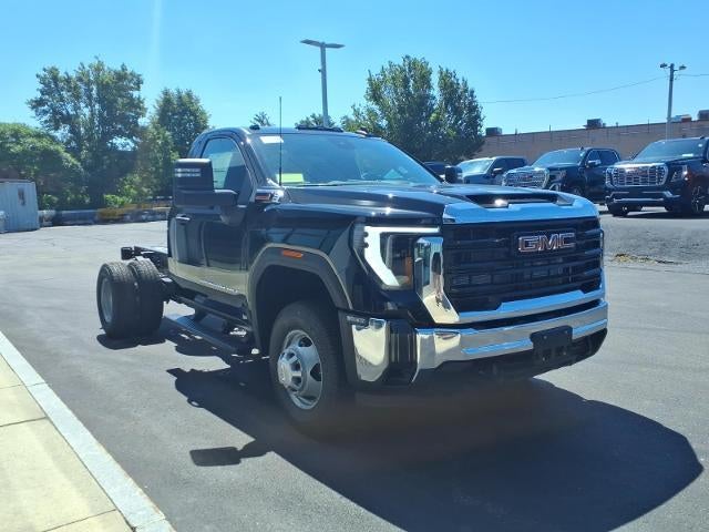 2026 GMC Sierra 3500 HD Chassis Cab 4WD Pro Regular Cab Duramax with Sierra HD Safety, Pro Preferred, Convenience, and Snow Plow Prep