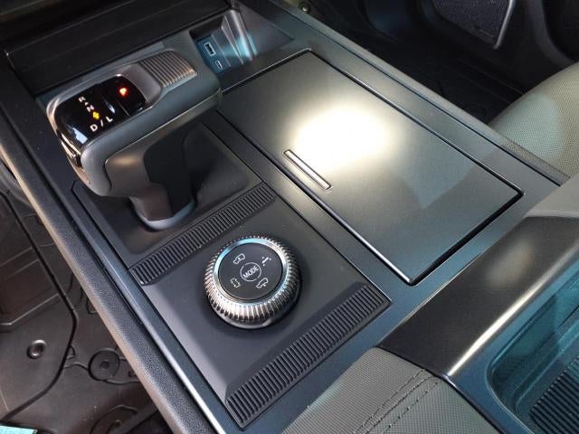 2025 GMC HUMMER EV SUV E4WD 3X SUV with Super Cruise, Crabwalk, Trailering, GMC Infotainment w/Google Built-In, Infinity Roof, and Bose Premium Sound