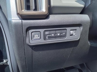 2025 GMC HUMMER EV SUV e4wd 3X SUV with Super Cruise, Navigation, Trailering, Bose Premium Sound, Infinity Roof, and 13.4" GMC Premium Infotainment w/Google Built-In