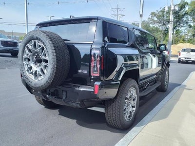 2025 GMC HUMMER EV SUV e4wd 3X SUV with Super Cruise, Navigation, Trailering, Bose Premium Sound, Infinity Roof, and 13.4" GMC Premium Infotainment w/Google Built-In