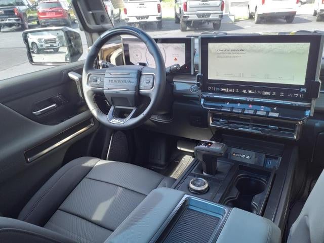 2025 GMC HUMMER EV SUV e4wd 3X SUV with Super Cruise, Navigation, Trailering, Bose Premium Sound, Infinity Roof, and 13.4" GMC Premium Infotainment w/Google Built-In