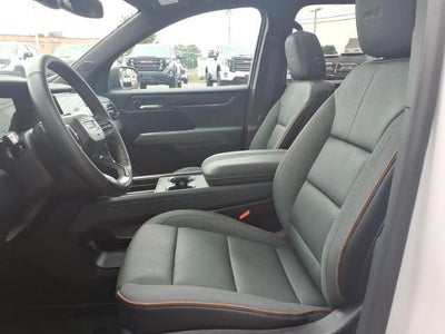 2025 GMC Acadia AWD AT4 with Luxury, Trailering, Panoramic Sunroof, Trailering, Driver Convenience,12 Speaker Bose 6,152 Miles