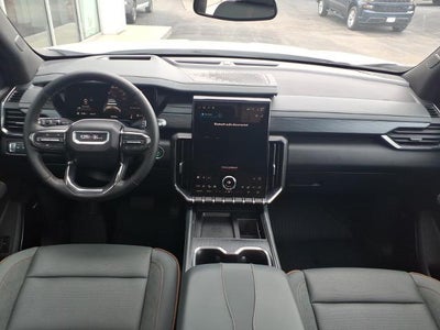2025 GMC Acadia AWD AT4 with Luxury, Trailering, Panoramic Sunroof, Trailering, Driver Convenience,12 Speaker Bose 6,152 Miles