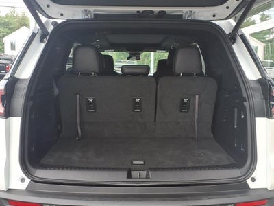 2025 GMC Acadia AWD AT4 with Luxury, Trailering, Panoramic Sunroof, Trailering, Driver Convenience,12 Speaker Bose 6,152 Miles