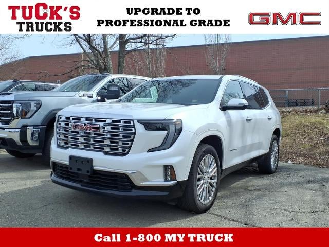 2024 GMC Acadia AWD Denali with Bose Premium, Panoramic Sunroof, Heated/Ventilated 8 Way Power Front Seats 29,505 Miles
