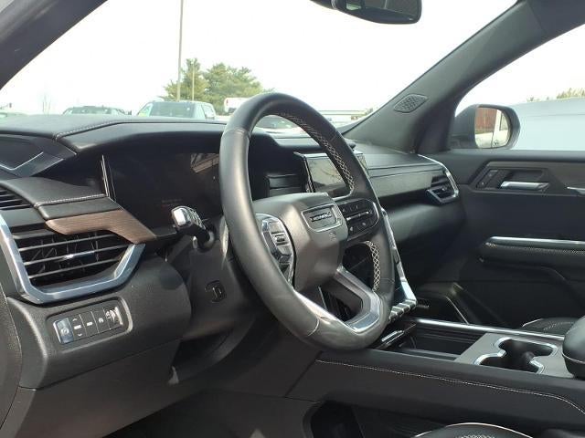 2024 GMC Acadia AWD Denali with Bose Premium, Panoramic Sunroof, Heated/Ventilated 8 Way Power Front Seats 29,505 Miles