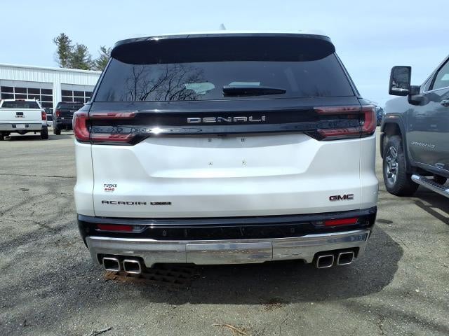 2024 GMC Acadia AWD Denali with Bose Premium, Panoramic Sunroof, Heated/Ventilated 8 Way Power Front Seats 29,505 Miles