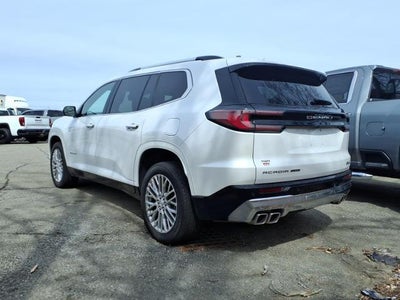 2024 GMC Acadia AWD Denali with Bose Premium, Panoramic Sunroof, Heated/Ventilated 8 Way Power Front Seats 29,505 Miles