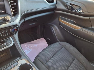 2022 GMC Acadia AWD SLE with SLE Preferred, Driver Convenience, Elevation, Power Liftgate, Bose Premium Sound 30,290 Miles