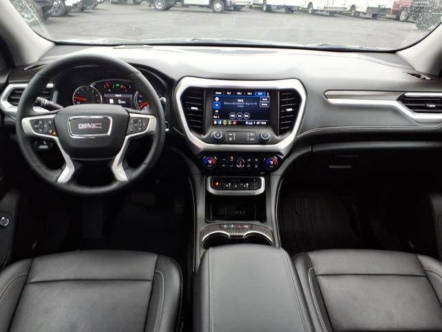 2023 GMC Acadia AWD SLT with Preferred, Dual Skyscape Sunroof, Trailer Hitch, and Acadia Pro Safety 26,248 Miles