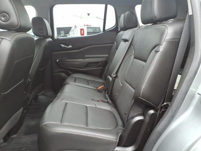 2023 GMC Acadia AWD SLT with Preferred, Dual Skyscape Sunroof, Trailer Hitch, and Acadia Pro Safety 26,248 Miles