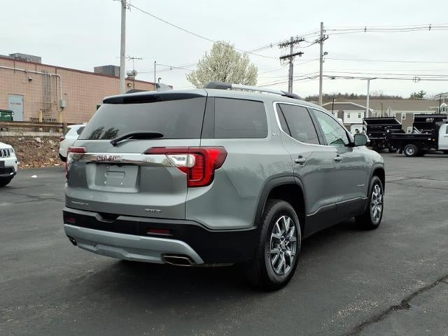 2023 GMC Acadia AWD SLT with Preferred, Dual Skyscape Sunroof, Trailer Hitch, and Acadia Pro Safety 26,248 Miles