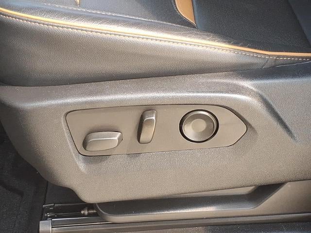 2022 GMC Yukon 4WD AT4 with GMC Pro Safety Plus, Heated/Ventilated Front and Rear Seats., 9 Speaker Bose, Power Assist Steps 95,346 Miles