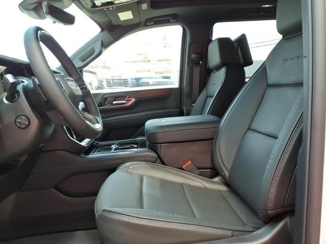 2026 GMC Yukon 4WD Denali Duramax with Super Cruise, Denali Reserve, Dual Pane Panoramic Sunroof, Power Assist Steps, Advanced Technology, and Max Trailering
