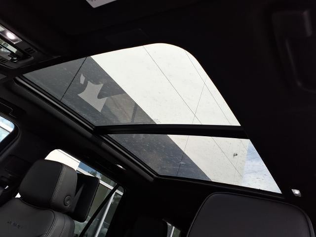 2026 GMC Yukon 4WD Denali with Super Cruise, Denali Reserve, Dual Pane Power Sunroof, Advanced Technology, Max Trailering, Technology, and Theft Deterrent