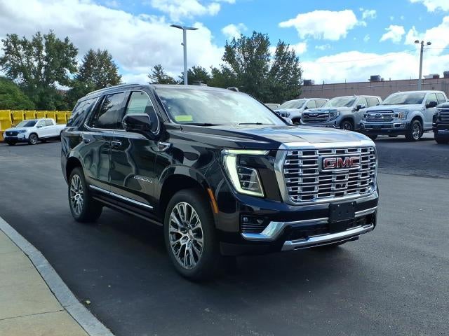 2026 GMC Yukon 4WD Denali with Super Cruise, Denali Reserve, Dual Pane Power Sunroof, Advanced Technology, Max Trailering, Technology, and Theft Deterrent