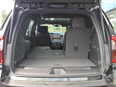 2026 GMC Yukon 4WD Denali with Super Cruise, Denali Reserve, Dual Pane Power Sunroof, Advanced Technology, Max Trailering, Technology, and Theft Deterrent