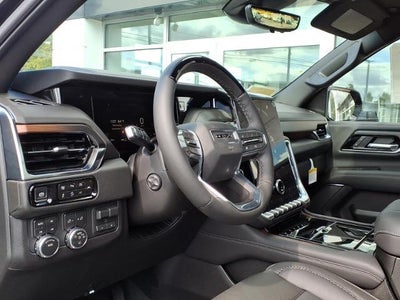 2026 GMC Yukon 4WD Denali with Super Cruise, Denali Reserve, Dual Pane Power Sunroof, Advanced Technology, Max Trailering, Technology, and Theft Deterrent