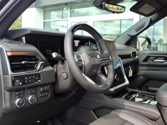 2026 GMC Yukon 4WD Denali with Super Cruise, Denali Reserve, Dual Pane Power Sunroof, Advanced Technology, Max Trailering, Technology, and Theft Deterrent