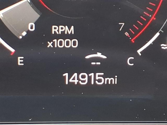 2025 GMC Yukon 4WD Denali with Denali Reserve, Power Dual Pane Sunroof, Assist Steps, Advance Technology, Technology, and Max Trailering 14,709 Miles