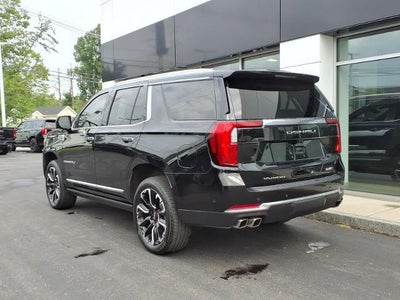2025 GMC Yukon 4WD Denali with Denali Reserve, Power Dual Pane Sunroof, Assist Steps, Advance Technology, Technology, and Max Trailering 14,709 Miles