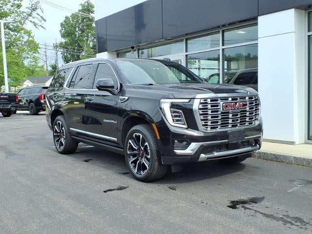 2025 GMC Yukon 4WD Denali with Denali Reserve, Power Dual Pane Sunroof, Assist Steps, Advance Technology, Technology, and Max Trailering 14,709 Miles