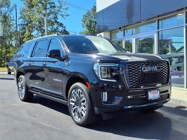 2023 GMC Yukon XL 4WD Denali Ultimate with Super Cruise, Ligenfelter Supercharger,16 Way Power Front Seats with Massage, Advanced Security, Power Panoramic Sunroof, and 18 Speaker Bose Sound 34,113 Miles