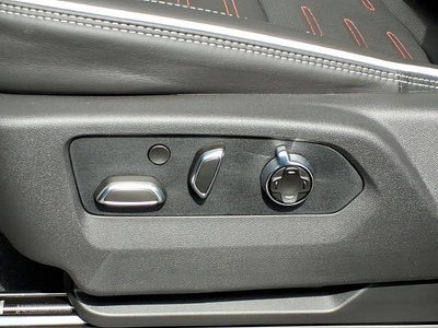 2026 GMC Yukon 4WD AT4 Ultimate with Super Cruise, Max Trailering, Power Panoramic Sunroof, Power Assist Steps, and 16-Way Power Front Seats with Massage