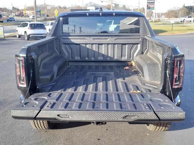 2025 GMC HUMMER EV Pickup e4WD 3X Pickup with Super Cruise, Trailering, GMC MultiPro Tailgate, Bose Premium Sound, GMC Infotainment w/Google Built-in, and Infinity Roof