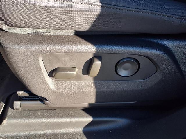 2025 GMC HUMMER EV Pickup e4WD 3X Pickup with Super Cruise, Trailering, GMC MultiPro Tailgate, Bose Premium Sound, GMC Infotainment w/Google Built-in, and Infinity Roof