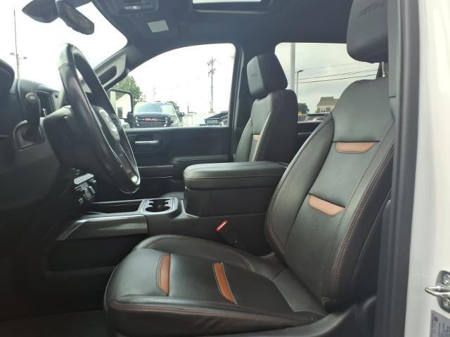 2023 GMC Sierra 2500 HD 4WD AT4 Duramax Crew Cab with AT4 Premium, MultiPro Audio by Kicker, Prograde Trailering, X31 Off-Road Suspension, and AT4 High Clearance Steps 26,853 Miles