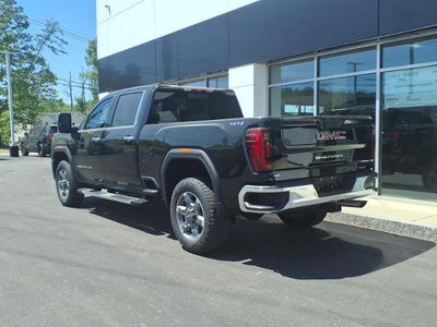 2025 GMC Sierra 2500 HD 4WD SLT Crew Cab with SLT Pfremium, SLT Preferred, SLT Convenience, Chrome Assist Steps, Sierra HD Pro Safety Plus, Trailering, and Snow Plow Prep 37,677 Miles