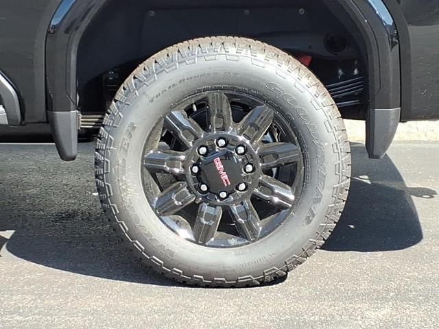 2026 GMC Sierra 2500 HD 4WD AT4 Crew Cab with AT4 Premium Plus Preferred, Goodeneck/5th Wheel, Technology, Power Sunroof, Multipro Tailgate, Trailering, and Snow Plow Prep