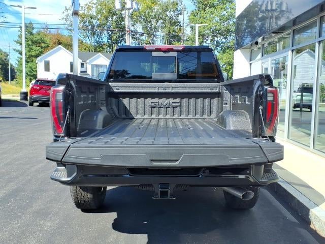 2026 GMC Sierra 2500 HD 4WD AT4 Crew Cab with AT4 Premium Plus Preferred, Goodeneck/5th Wheel, Technology, Power Sunroof, Multipro Tailgate, Trailering, and Snow Plow Prep