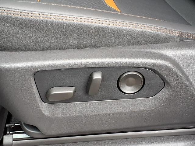 2026 GMC Sierra 2500 HD 4WD AT4 Crew Cab with AT4 Preferred, Technology, Power Sunroof, Tailering, MultiPro Tailgate, Bose Premium, and Snow Plow Prep