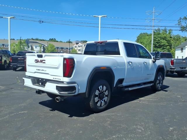 2026 GMC Sierra 2500 HD 4WD Denali Crew Cab with Denali Reserve, Technology, MultiPro Tailgate, Gooseneck/5th Wheel, 12 Way Power Front Seats, and Snow Plow Prep