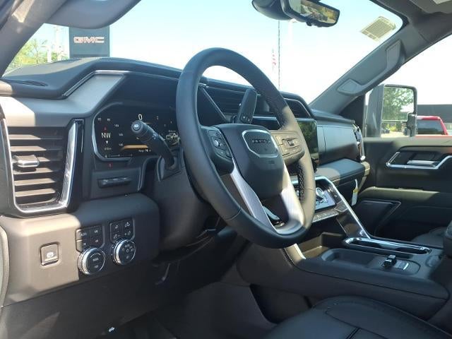 2026 GMC Sierra 2500 HD 4WD Denali Crew Cab with Denali Reserve, Technology, MultiPro Tailgate, Gooseneck/5th Wheel, 12 Way Power Front Seats, and Snow Plow Prep