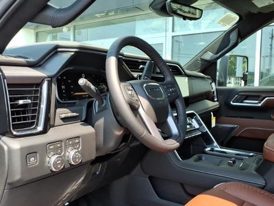 2026 GMC Sierra 2500 HD 4WD Denali Ultimate Duramax Crew Cab with Gooseneck/5th Wheel, MultiPro Tailgate, Trailering, 16 Way Heated/Ventilated Power Front Seats, Power Assist Steps, and Snow Plow Prep