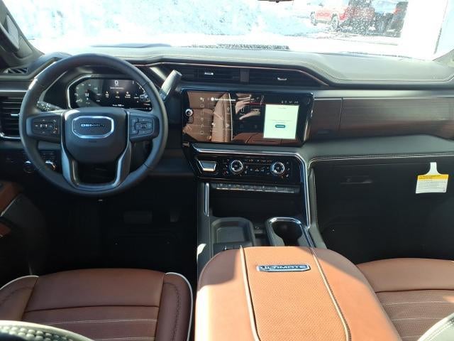 2026 GMC Sierra 2500 HD 4WD Denali Ultimate Duramax Crew Cab with Gooseneck/5th Wheel, Black Badging, Trailering, Multipro Tailgate, 13.4" Premium GMC Infotainment with Google Built-In, Power Assist Steps, and Snow Plow Prep