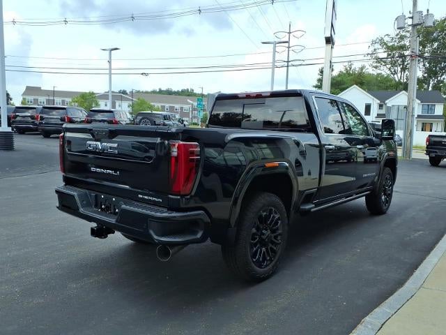 2026 GMC Sierra 2500 HD 4WD Denali Ultimate Duramax Crew Cab with Gooseneck/5th Wheel, MultiPro Tailgate, Trailering, 16 Way Heated/Ventilated Power Front Seats, Power Assist Steps, and Snow Plow Prep