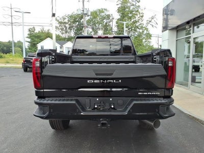 2026 GMC Sierra 2500 HD 4WD Denali Ultimate Duramax Crew Cab with Gooseneck/5th Wheel, MultiPro Tailgate, Trailering, 16 Way Heated/Ventilated Power Front Seats, Power Assist Steps, and Snow Plow Prep