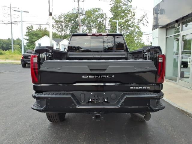 2026 GMC Sierra 2500 HD 4WD Denali Ultimate Duramax Crew Cab with Gooseneck/5th Wheel, MultiPro Tailgate, Trailering, 16 Way Heated/Ventilated Power Front Seats, Power Assist Steps, and Snow Plow Prep