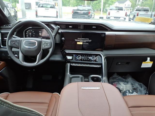 2026 GMC Sierra 2500 HD 4WD Denali Ultimate Duramax Crew Cab with Gooseneck/5th Wheel, Trailering, Power Assist Steps, MultiPro Tailgate, Bose 12 Speaker, and Snow Plow Prep