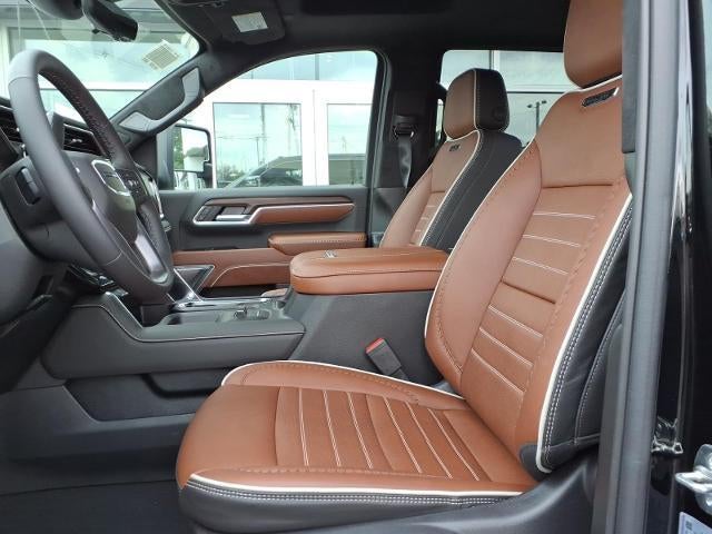 2026 GMC Sierra 2500 HD 4WD Denali Ultimate Duramax Crew Cab with Gooseneck/5th Wheel, Trailering, Power Assist Steps, MultiPro Tailgate, Bose 12 Speaker, and Snow Plow Prep