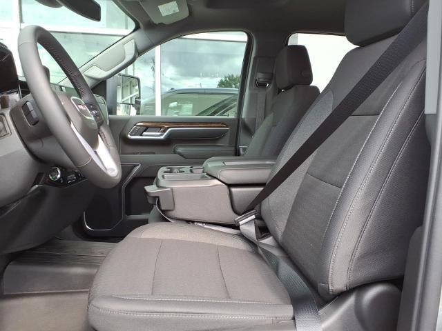 2026 GMC Sierra 2500 HD 4WD SLE Double Cab with SLE Convenience, SLE Heated, Trailering, Theft Deterrent, and Snow Plow Prep