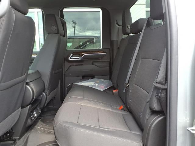 2026 GMC Sierra 2500 HD 4WD SLE Double Cab with SLE Convenience, SLE Heated, Trailering, Theft Deterrent, and Snow Plow Prep
